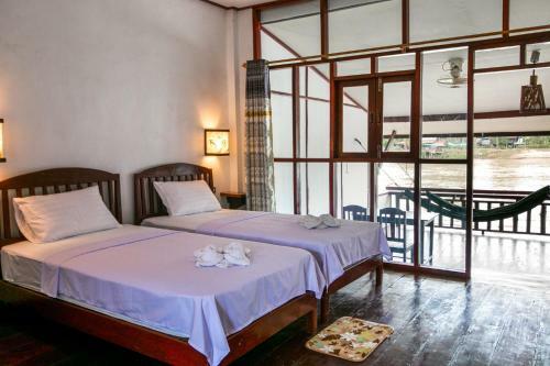 Hostal Dokchampa Guesthouse