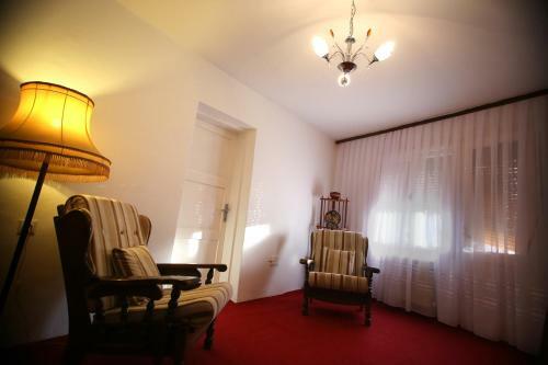 Hostel Bushati