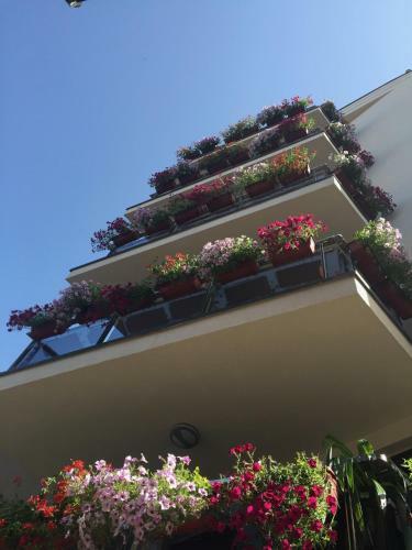 Bentley Apartments