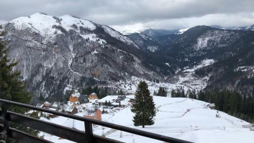 Villa Chalet Liqenat
