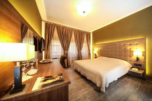Hotel �arshia E Jupave