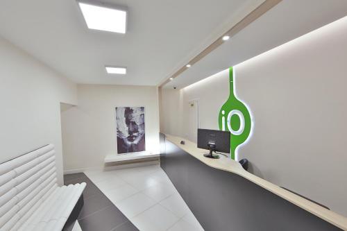Io Hotel