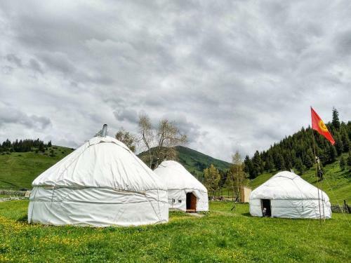 Albergue Jyrgalan Yurt Lodge
