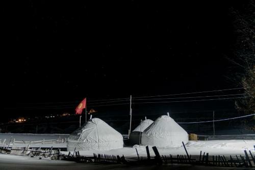 Albergue Jyrgalan Yurt Lodge