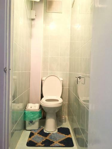 Apartment Mamytova 92