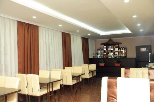 Aska Hotel