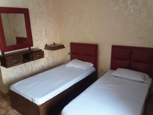 Zohoor Hotel