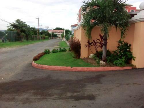 Apartamento Cozy 1 Bedroom Apt. New Kingston