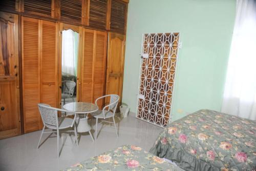 Hostal Eagle's Nest