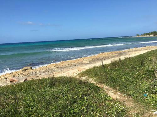 Apartamento Luxury 2br Home Facing Beach W/pool Montego Bay #5