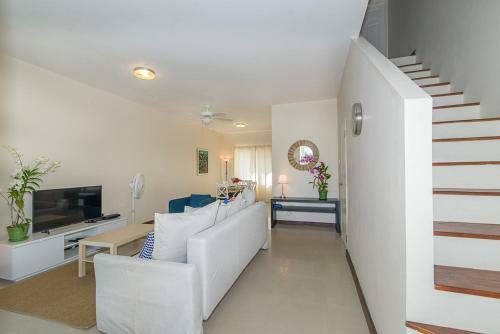 Apartamento Luxury 2br Home Facing Beach W/pool Montego Bay #5