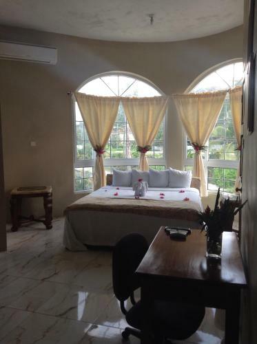 Waters Edge Villa
