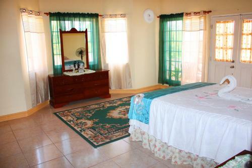 Villa Rayann's Place