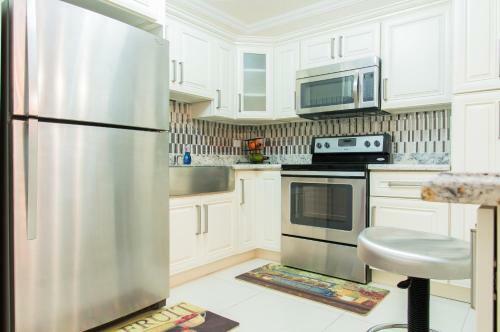 Apartamento Reclaiming My Time @ Comlin Bank