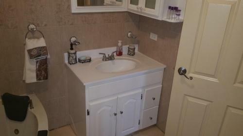 Hostal Caribbean Estate 3 Bedroom Suite