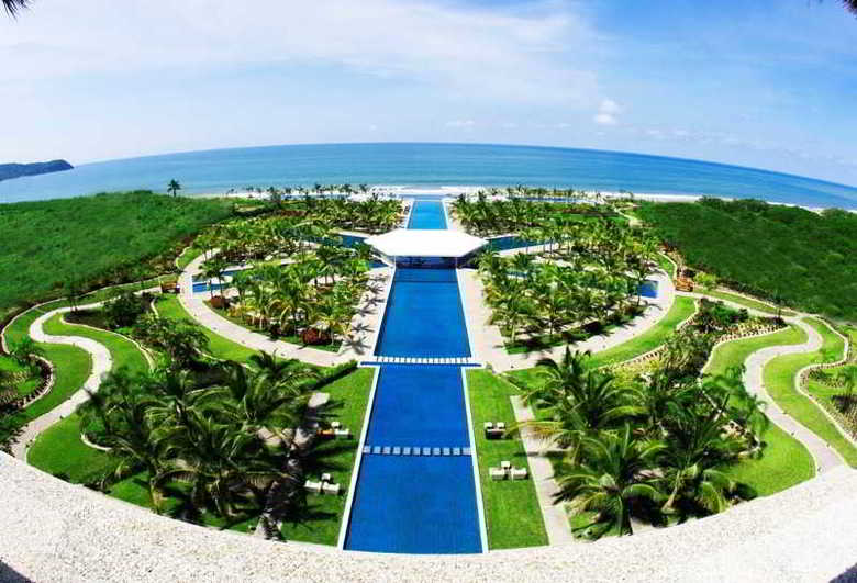 La Tranquila Breath Taking Resort Spa