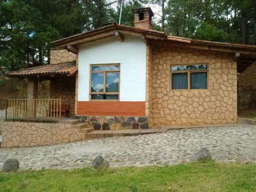 Caba�as Del Bosque