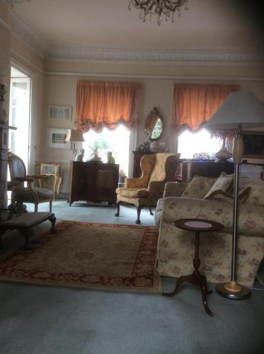 Bed & Breakfast Barrowville Guest House