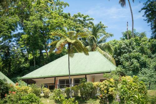 Hotel Crusoe's Retreat - Adults Only