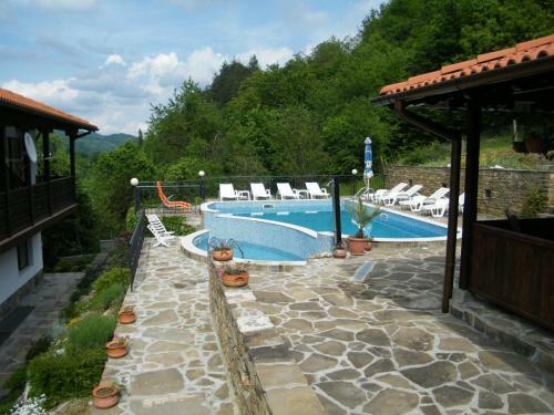 Family Hotel Chiflik Hills