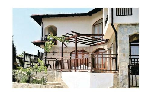 Two-bedroom Holiday Home In Kableshkovo