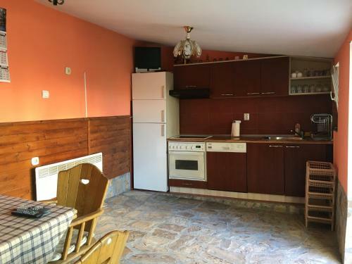 Hostal Triglav Edelweiss Guest House