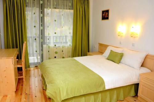 Hostal Family Hotel And Restaurant Plamena