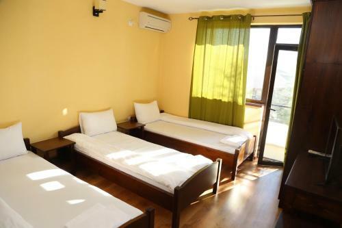 Hostal Complex Trakite