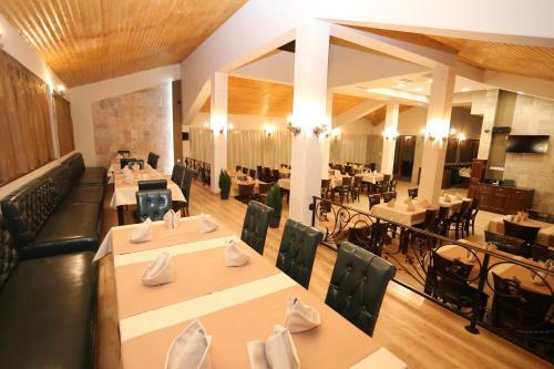 Hostal Complex Trakite