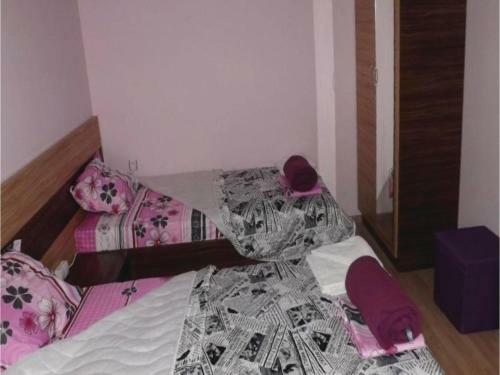 Three-bedroom Holiday Home In Velika Village