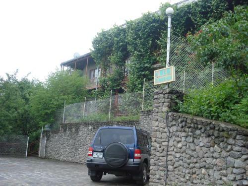 Khachik's B&B