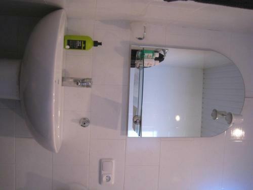 Hostal Hyelandz Eco Village Resort