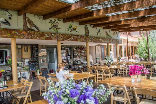 Hostal Hyelandz Eco Village Resort