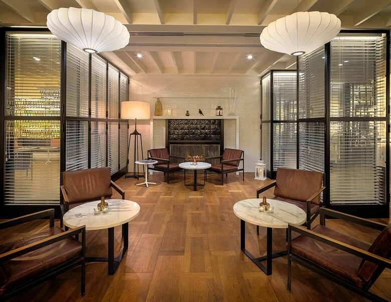 Hotel H10 Universitat
