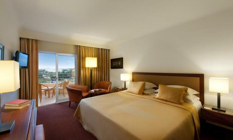 Hotel Porto Bay Falesia