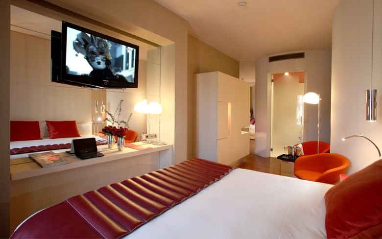 Hotel Cram