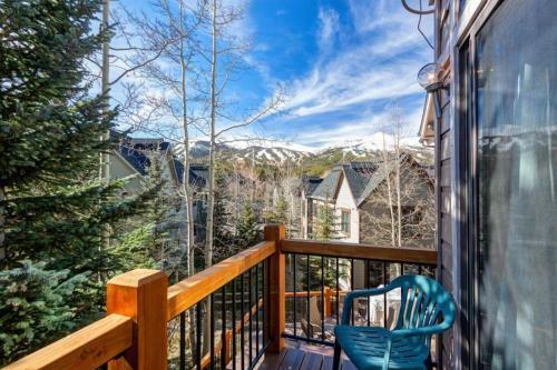 House With Hot Tub, Walk To Town