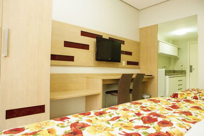 Lagoa Quente Hotel