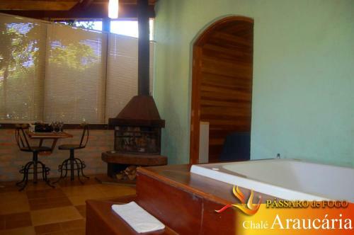 Hostal P�ssaro De Fogo