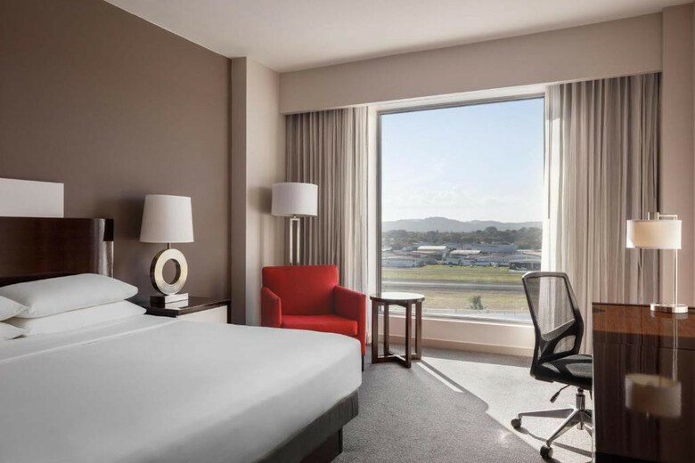 Hotel Wyndham Panama Albrook Mall