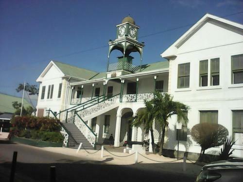 Hostal Bella Sombra Guest House Downtown