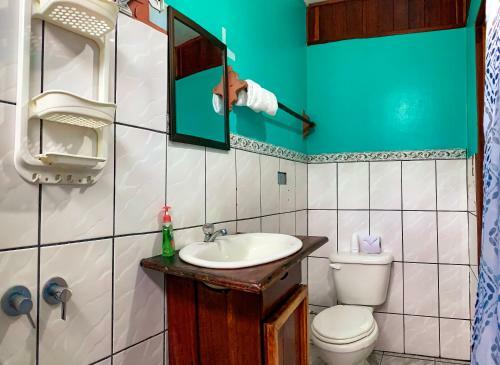 Las Cotingas Lodge