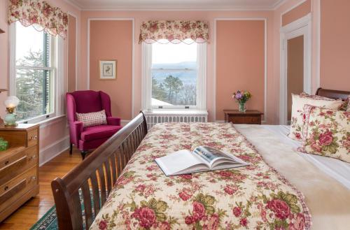 Bed & Breakfast Idlwilde Inn