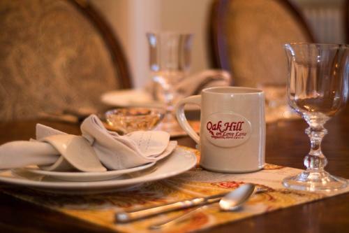 Oak Hill On Love Lane Bed And Breakfast Inn