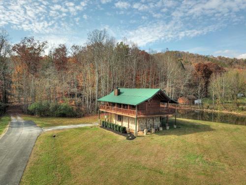 A Fishing Hole #156 - One Bedroom Cabin