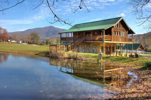 A Fishing Hole #156 - One Bedroom Cabin