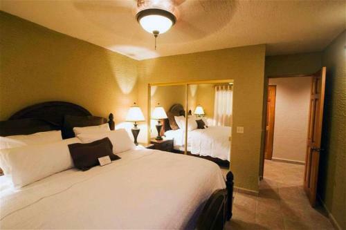 Hotel Clarion Suites Roatan At Pineapple Villas