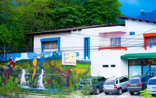 Guacamaya Inn B&B
