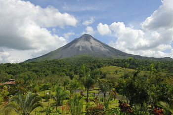 Hotel Arenal Kioro Suites & Spa