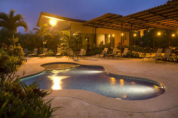 Hotel Arenal Kioro Suites & Spa